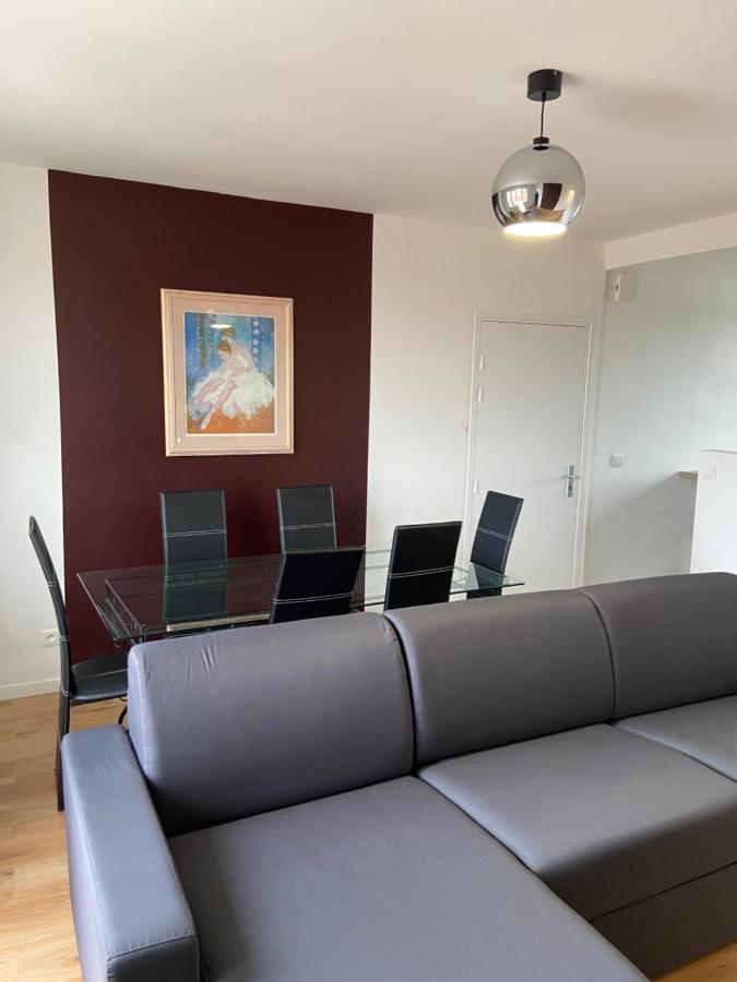 Ferienwohnung Au bonheur des Damiettes Montluçon Exterior foto